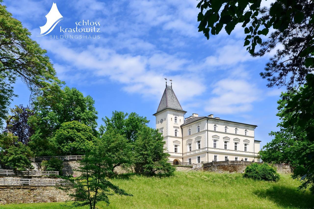 Готель Bildungshaus Schloss Krastowitz Klagenfurt am Woerthersee Екстер'єр фото